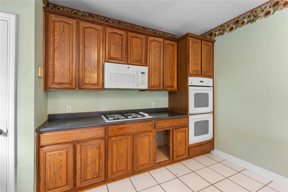 5819 Eldridge Glen Drive Houston, TX 77041