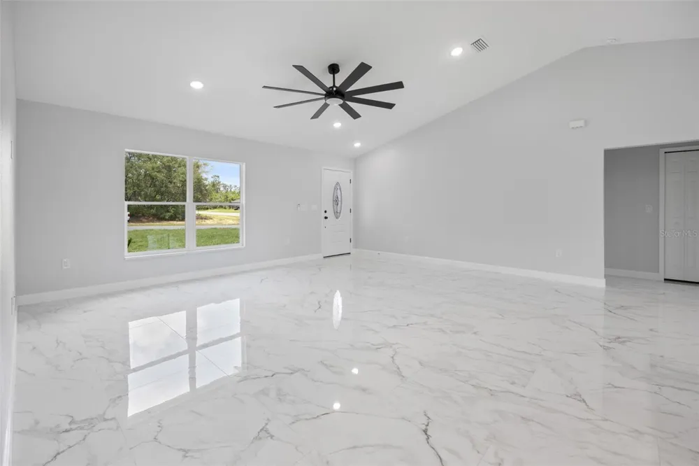 11372 SW 177TH COURT Dunnellon, FL 34432