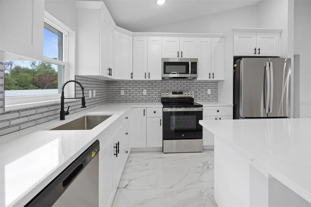 11372 SW 177TH COURT Dunnellon, FL 34432