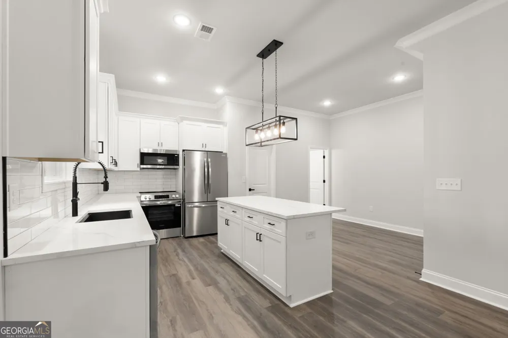 6490 Battery PT Stone Mountain, GA 30087