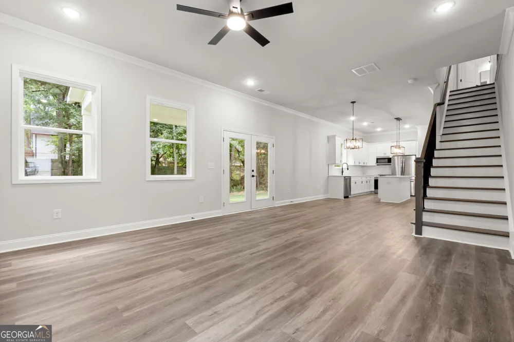 6490 Battery PT Stone Mountain, GA 30087