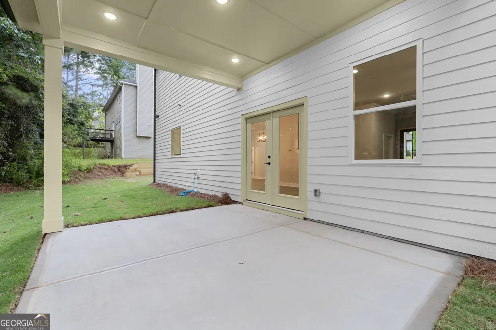 6490 Battery PT Stone Mountain, GA 30087