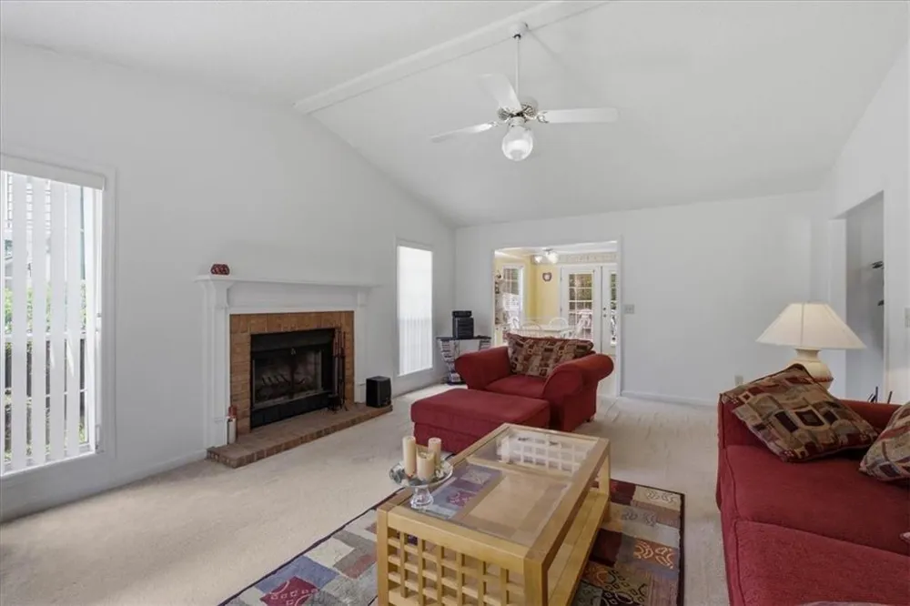 511 Barclay Court Stone Mountain, GA 30083