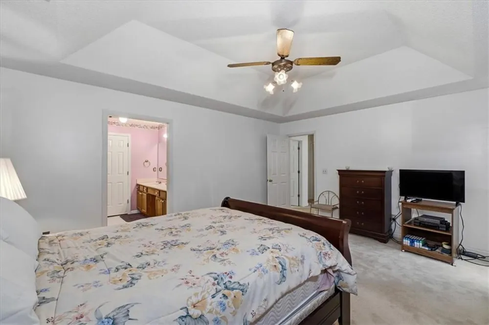 511 Barclay Court Stone Mountain, GA 30083