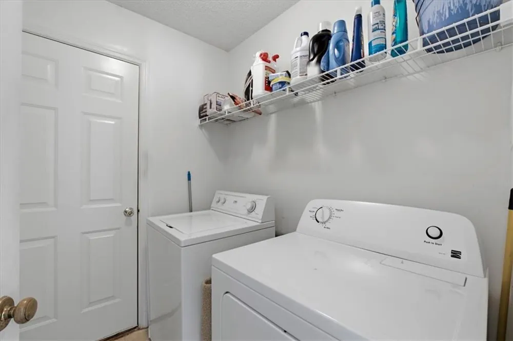 511 Barclay Court Stone Mountain, GA 30083