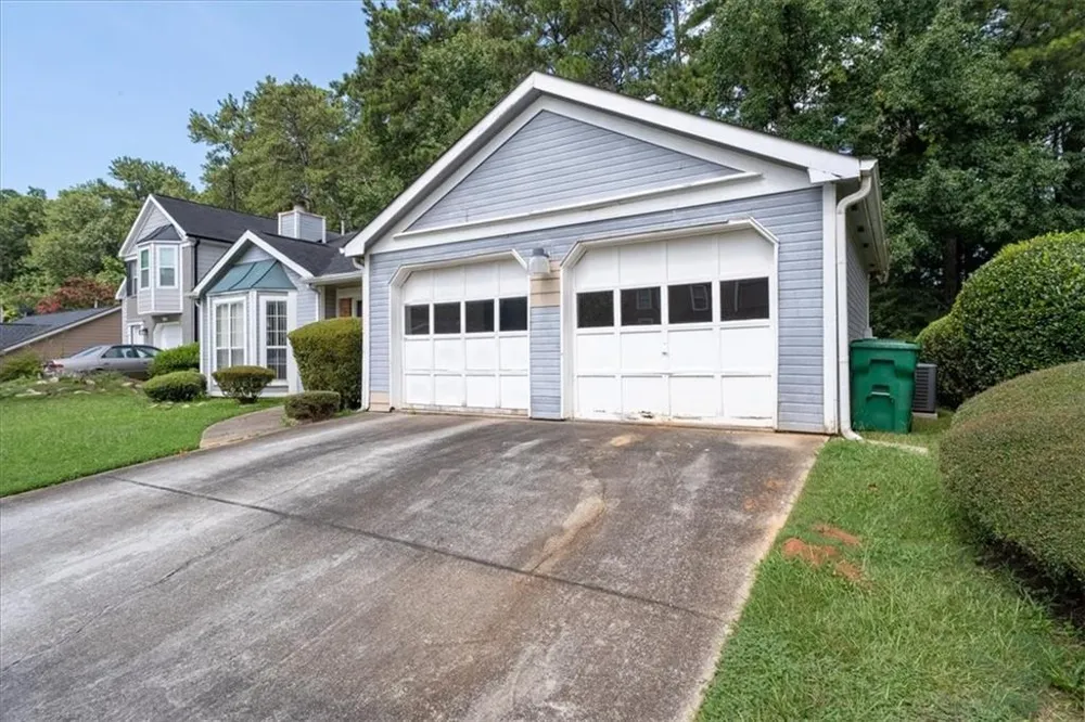 511 Barclay Court Stone Mountain, GA 30083