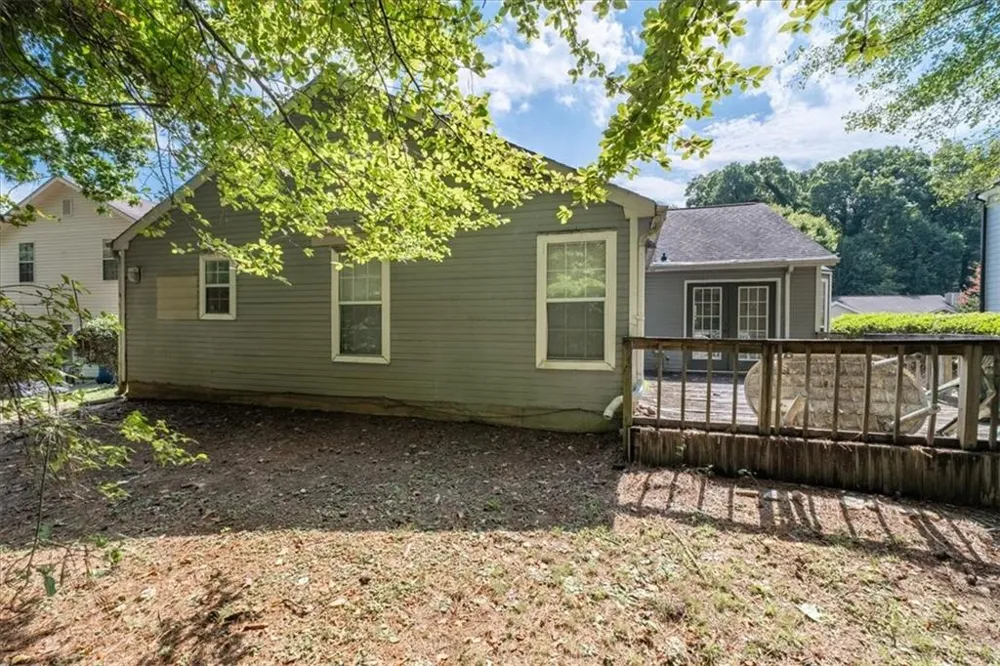 511 Barclay Court Stone Mountain, GA 30083