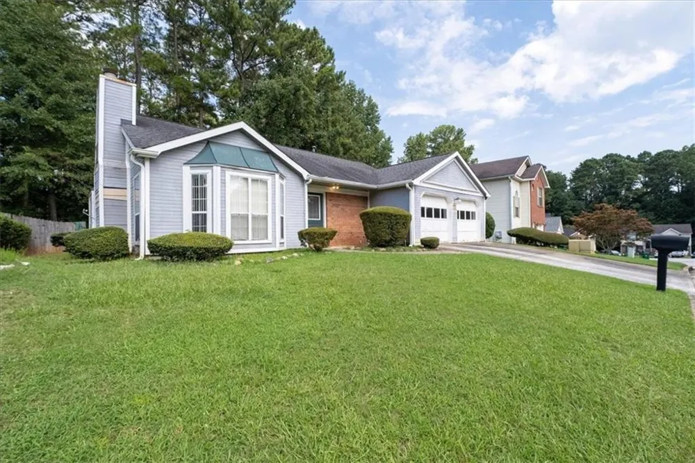 511 Barclay Court Stone Mountain, GA 30083