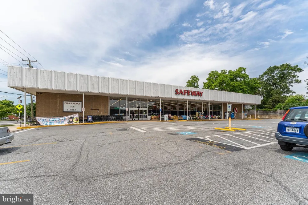 4901 7TH STREET #B Arlington, VA 22203