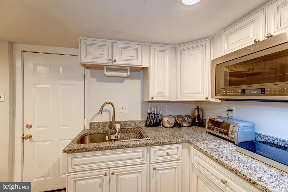 4901 7TH STREET #B Arlington, VA 22203