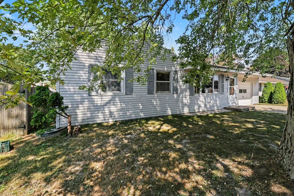 306 W Beryl Street Scottville, MI 49454