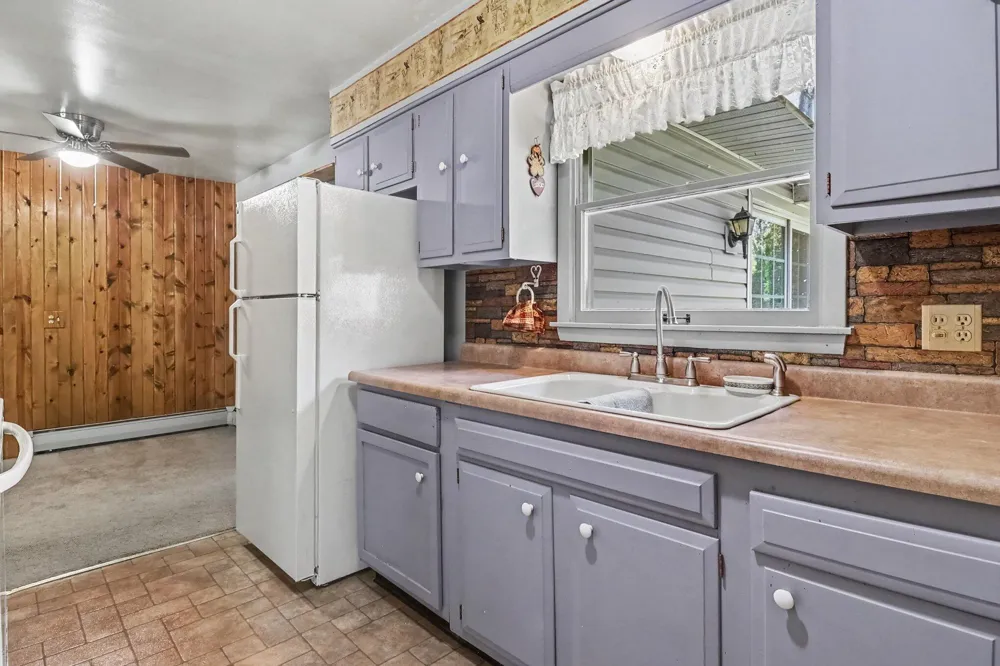 306 W Beryl Street Scottville, MI 49454
