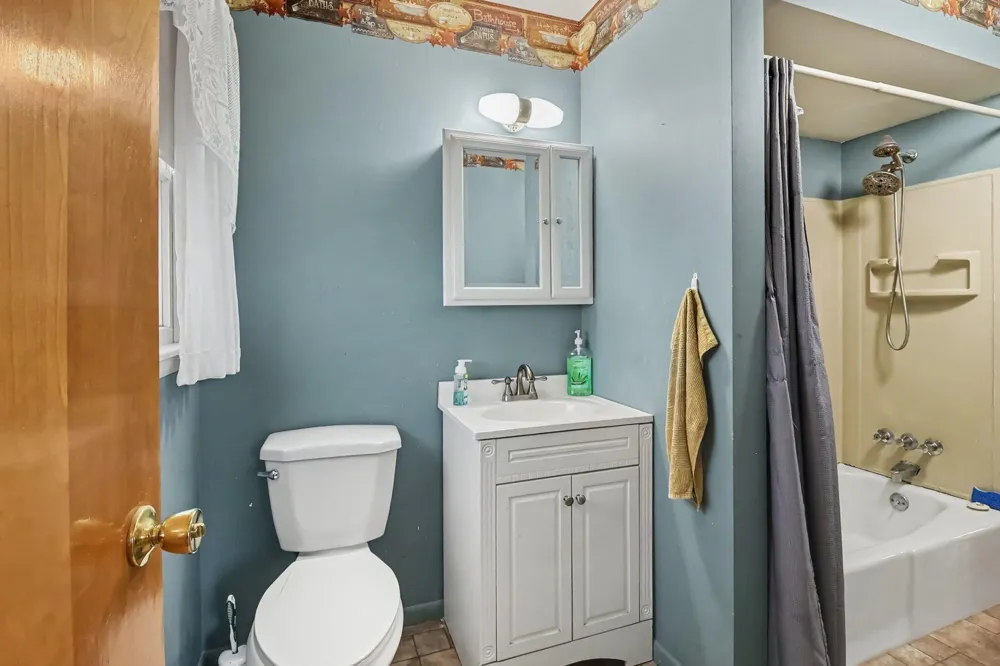 306 W Beryl Street Scottville, MI 49454