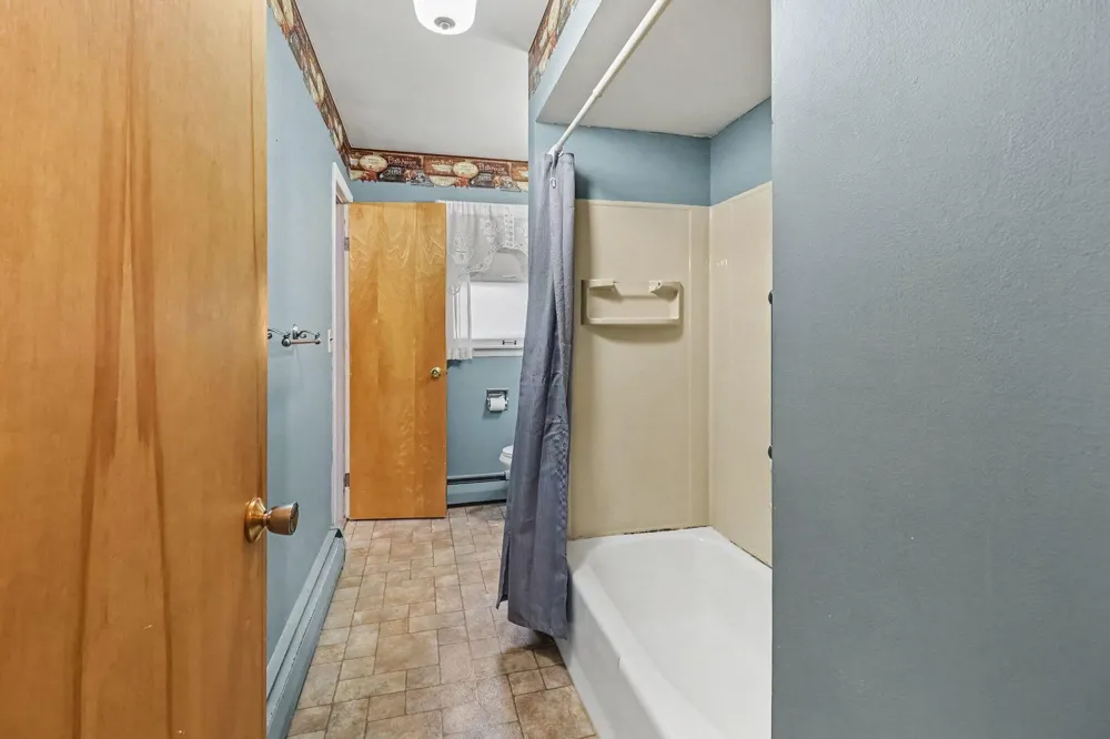 306 W Beryl Street Scottville, MI 49454