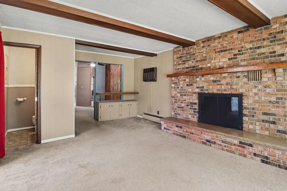 306 W Beryl Street Scottville, MI 49454