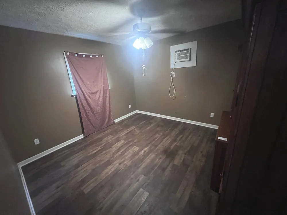 170 Blue Bird Ln Linden, TN 37096