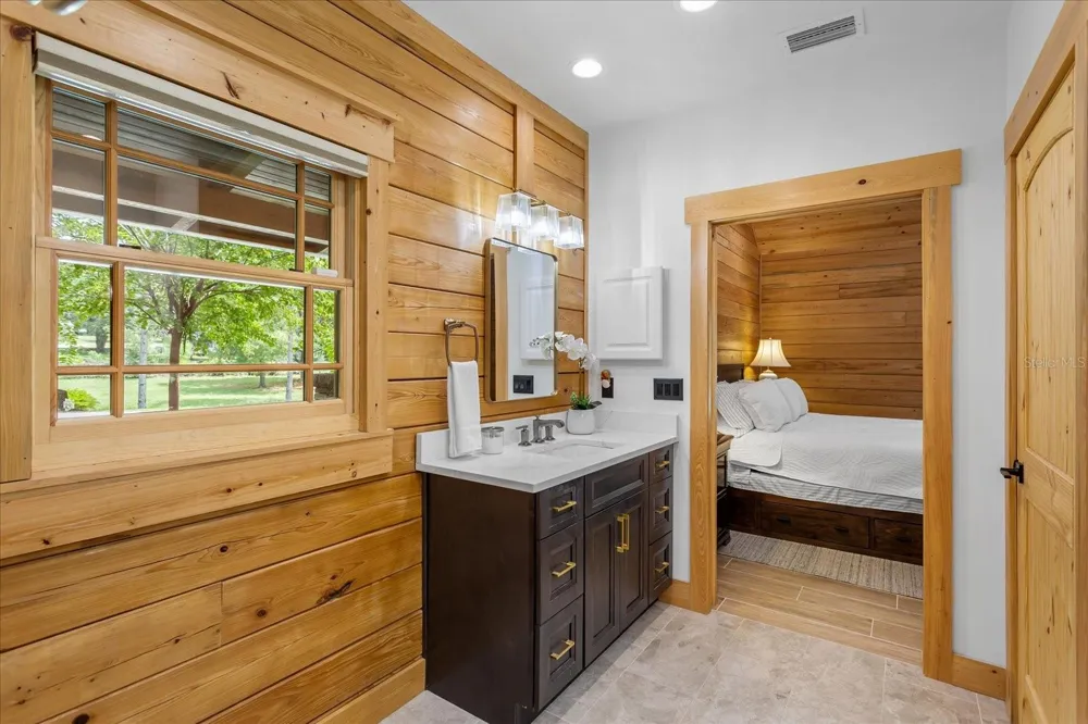 5208 EFFIE DRIVE Apopka, FL 32712