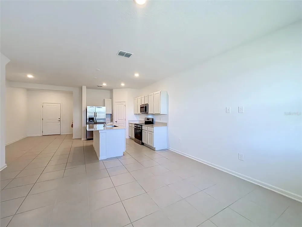 331 SOL VISTA DRIVE Dundee, FL 33838