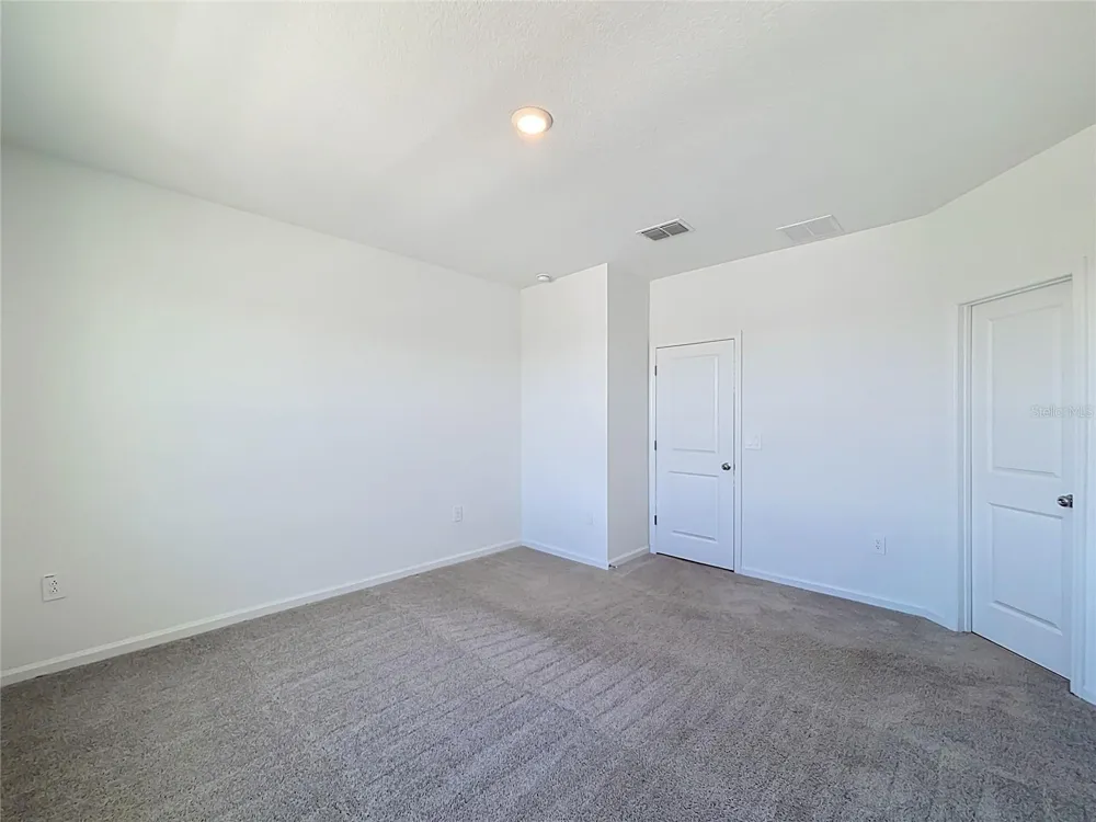 331 SOL VISTA DRIVE Dundee, FL 33838