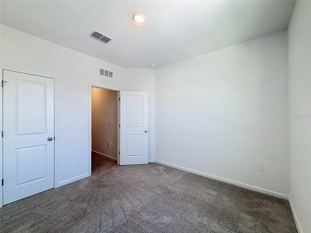 331 SOL VISTA DRIVE Dundee, FL 33838