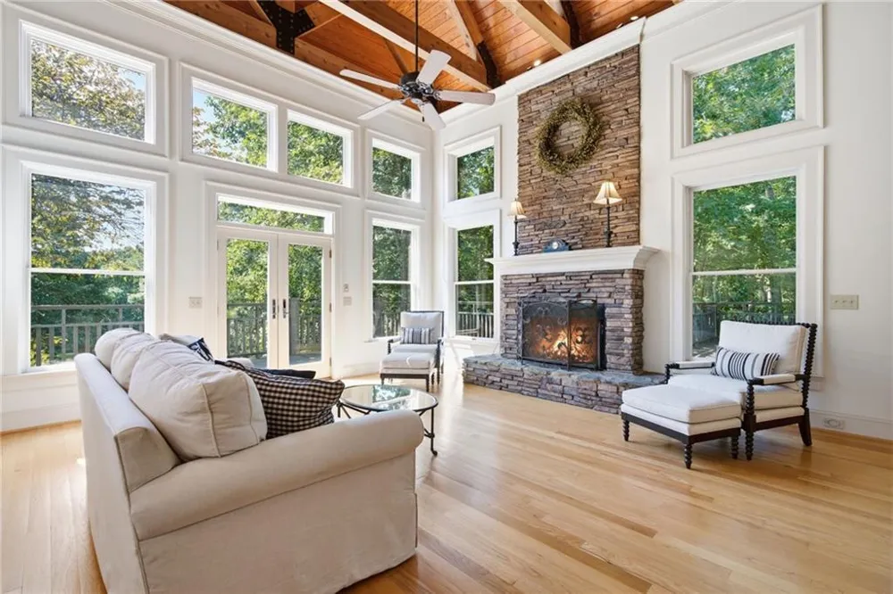 127 Mills Lane Ball Ground, GA 30107