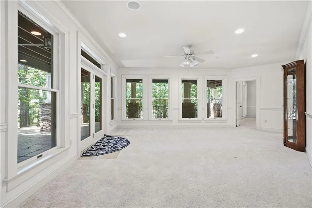 127 Mills Lane Ball Ground, GA 30107