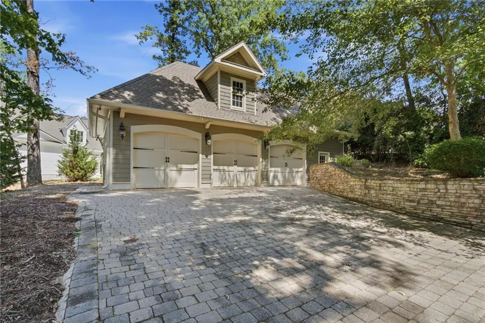 127 Mills Lane Ball Ground, GA 30107
