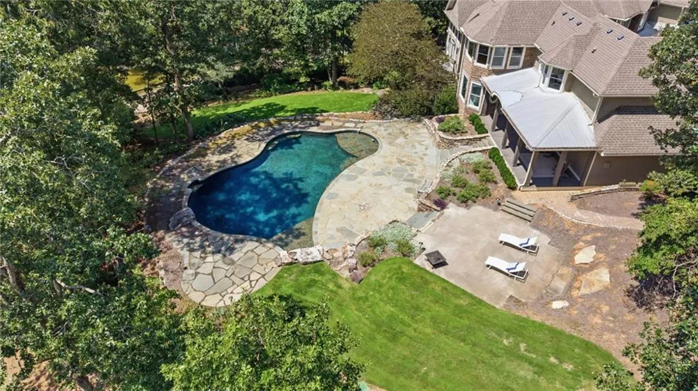 127 Mills Lane Ball Ground, GA 30107