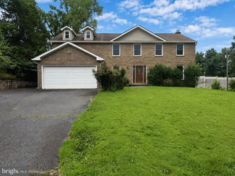 9627 LOCUST HILL DRIVE