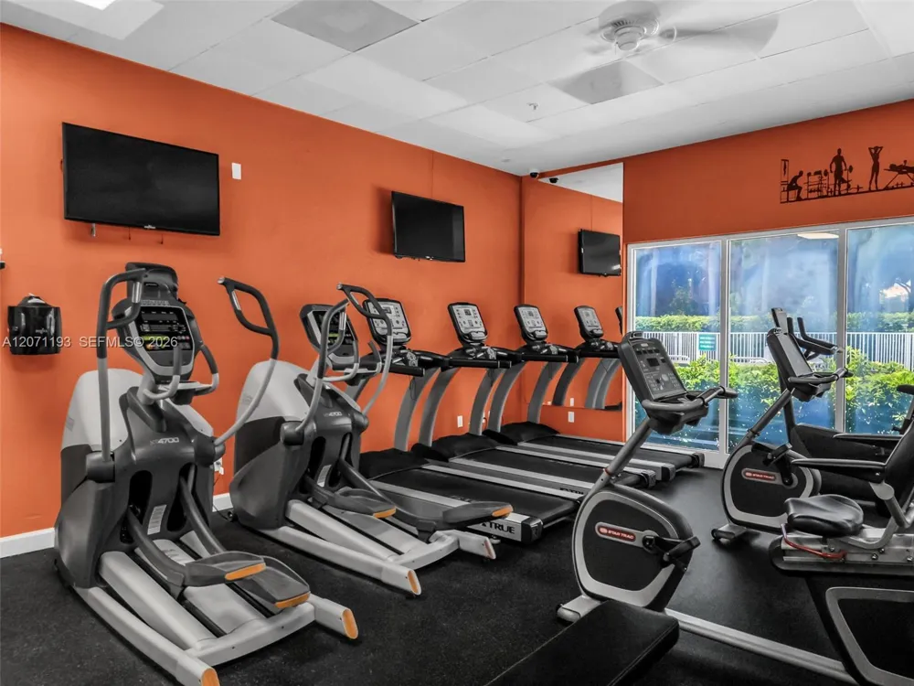 5130 COBBLE CREEK CT Naples, FL 34110