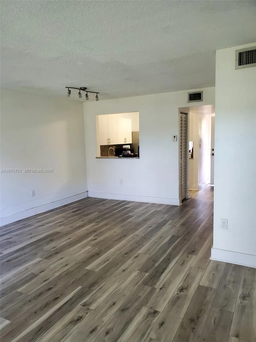 14260 SW 57th Ln #2-105 Miami, FL 33183