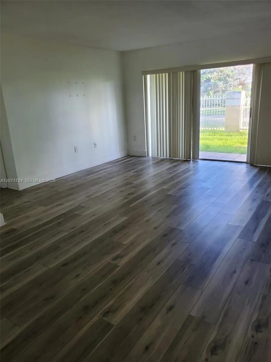 14260 SW 57th Ln #2-105 Miami, FL 33183