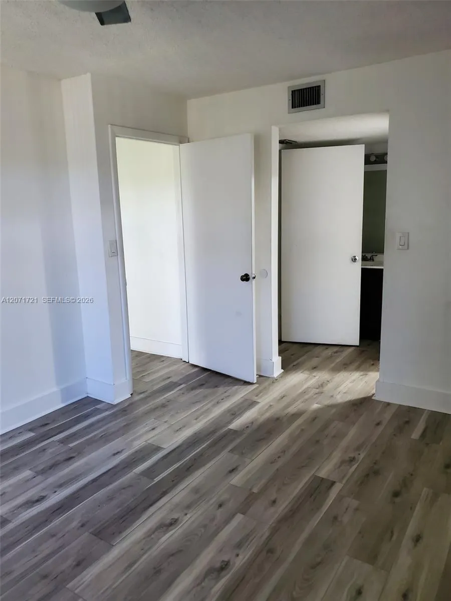 14260 SW 57th Ln #2-105 Miami, FL 33183