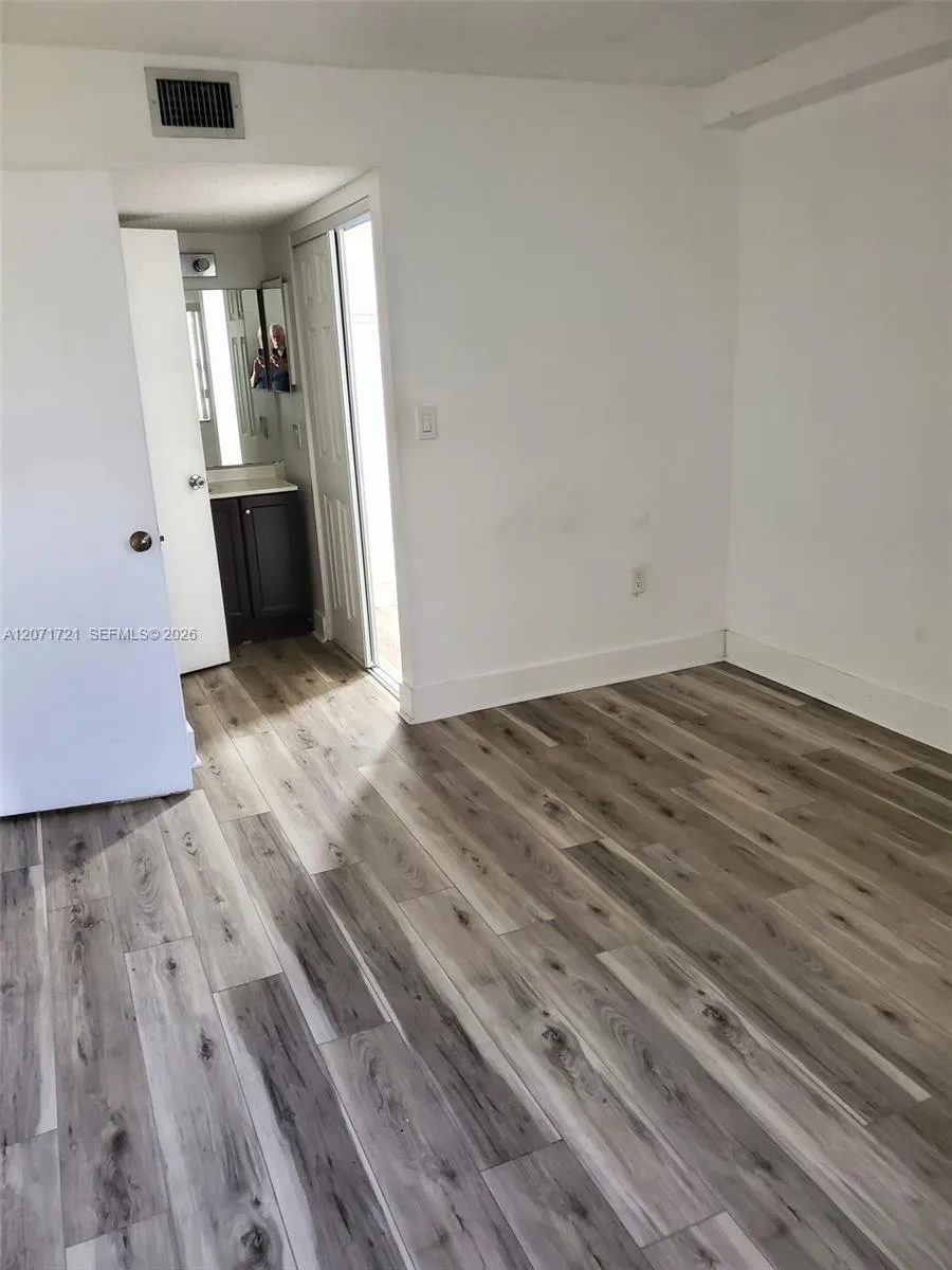 14260 SW 57th Ln #2-105 Miami, FL 33183