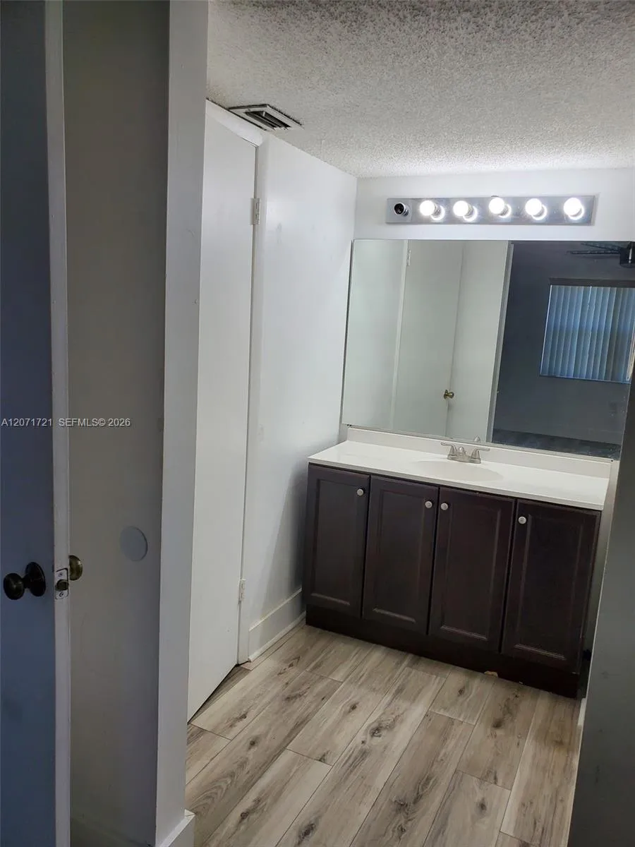 14260 SW 57th Ln #2-105 Miami, FL 33183