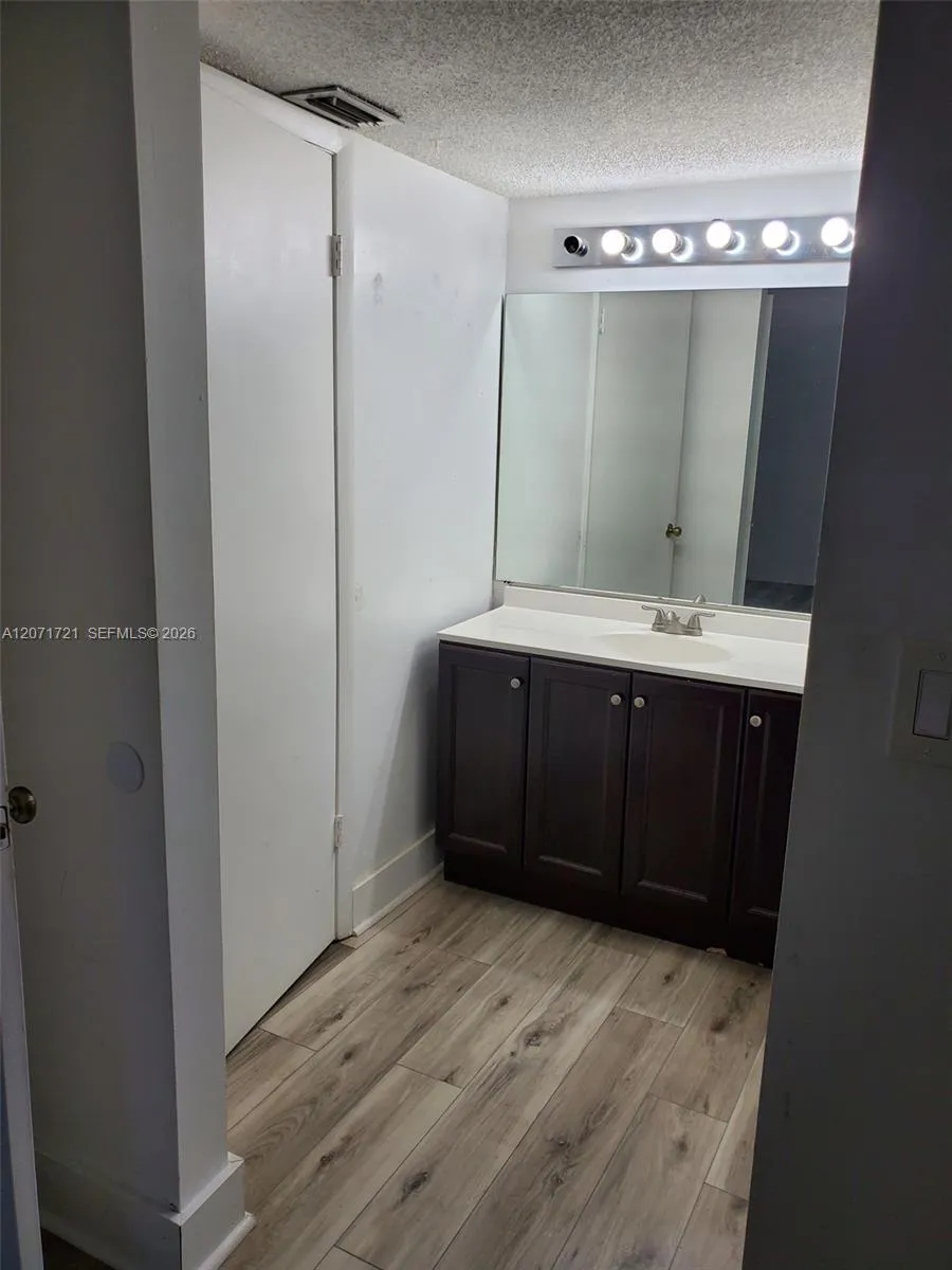 14260 SW 57th Ln #2-105 Miami, FL 33183