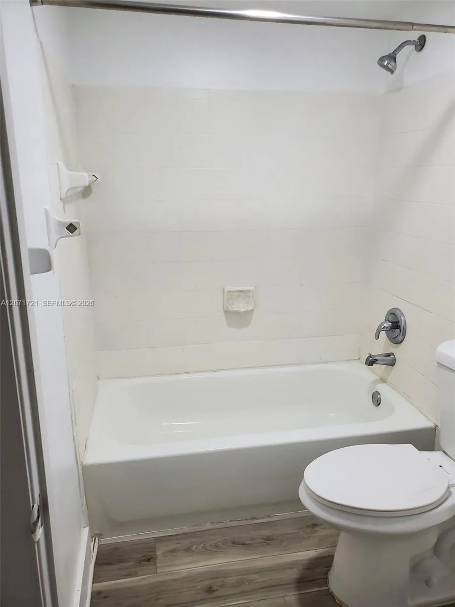 14260 SW 57th Ln #2-105 Miami, FL 33183