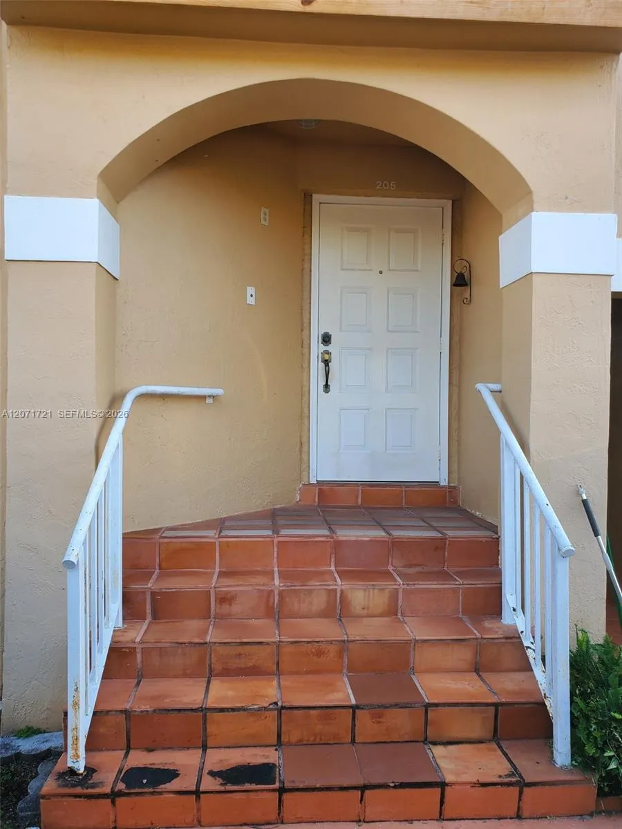 14260 SW 57th Ln #2-105 Miami, FL 33183