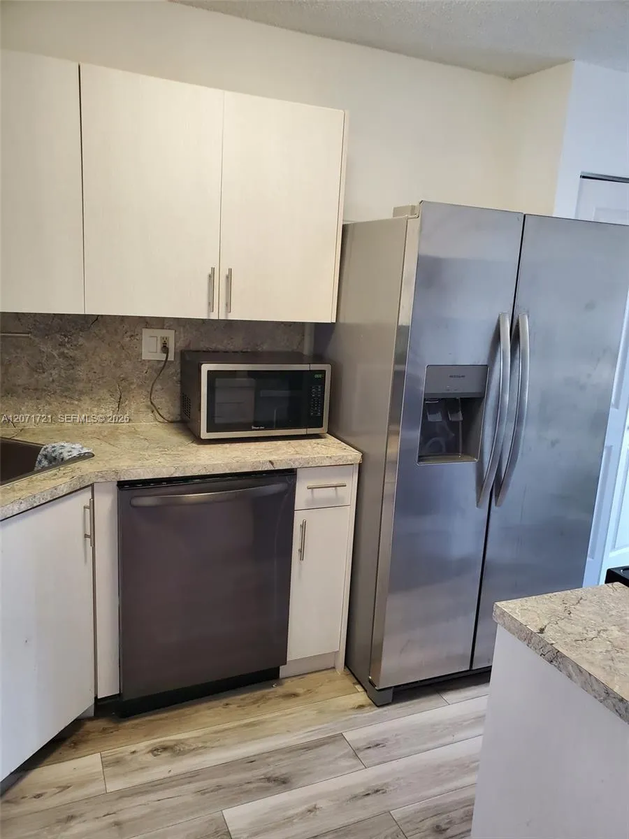 14260 SW 57th Ln #2-105 Miami, FL 33183