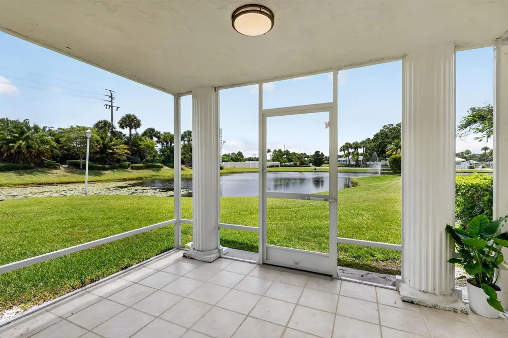 203 Grove Isle Circle Vero Beach, FL 32962