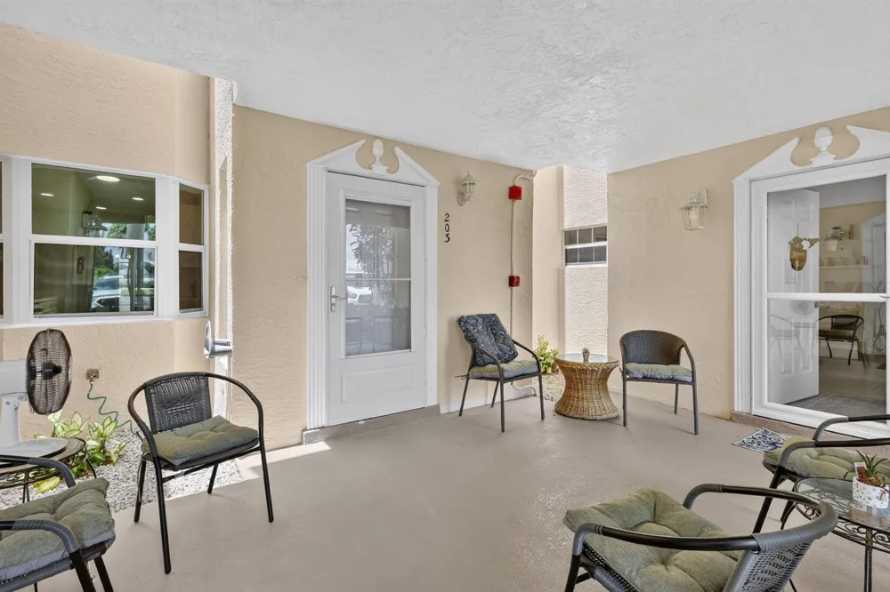 203 Grove Isle Circle Vero Beach, FL 32962
