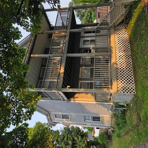 35 Manitou Avenue #2