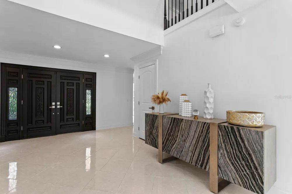 1001 BAJADA DE AVILA Tampa, FL 33613