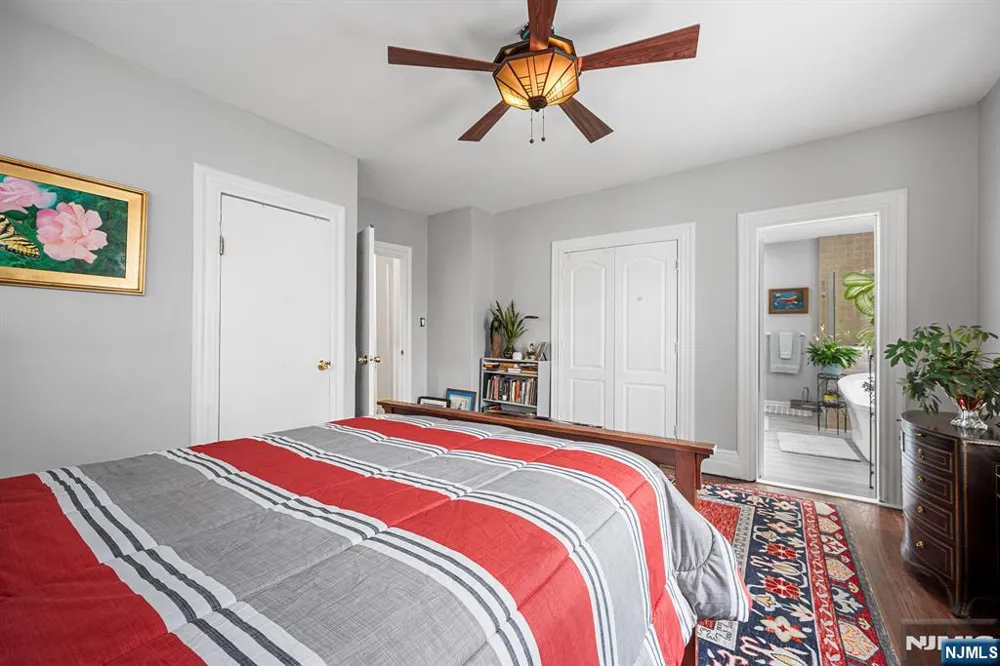 328 Springdale Avenue East Orange, NJ 07017