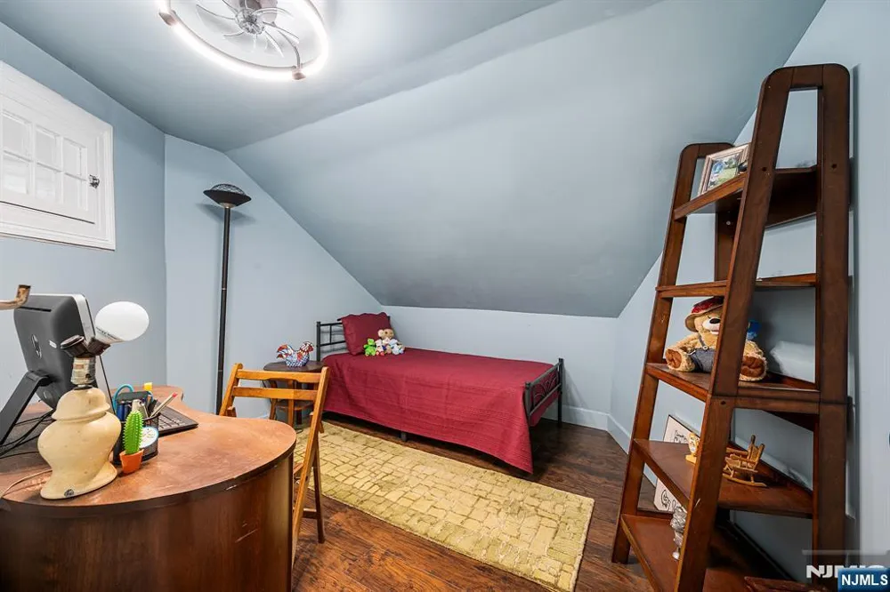 328 Springdale Avenue East Orange, NJ 07017