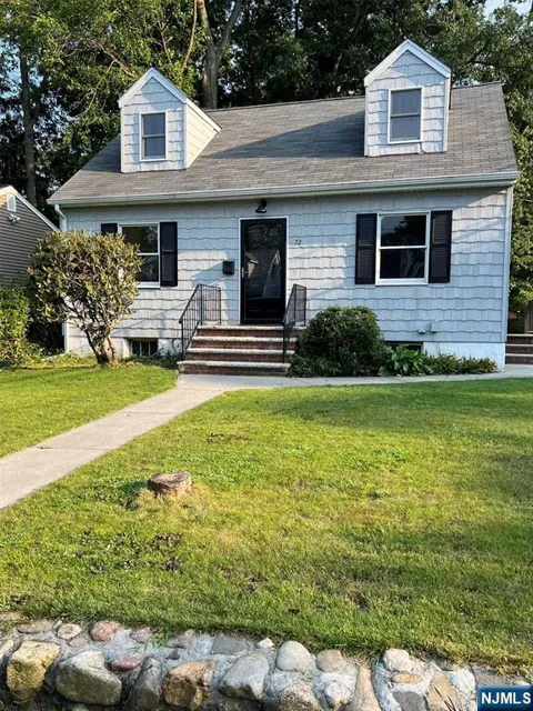 72 Ridgewald Avenue