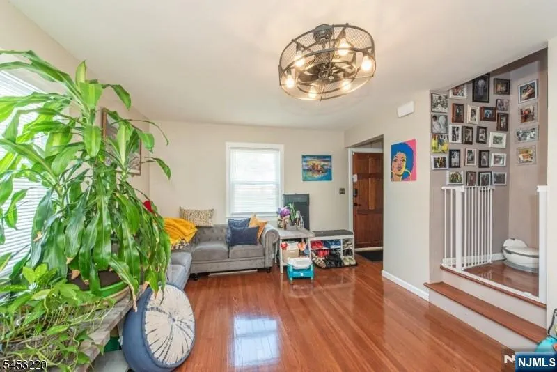1109 Lincoln Street Linden, NJ 07036