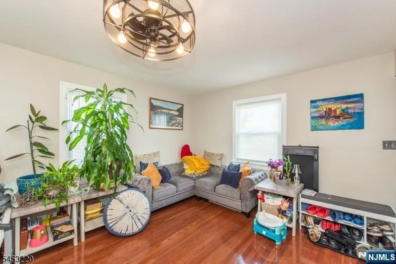 1109 Lincoln Street Linden, NJ 07036