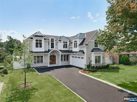 92 Oliver Road