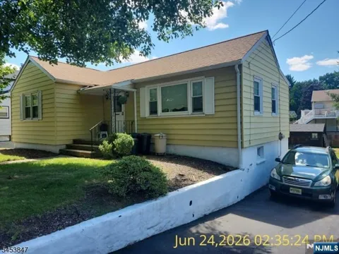 11 Bullens Avenue